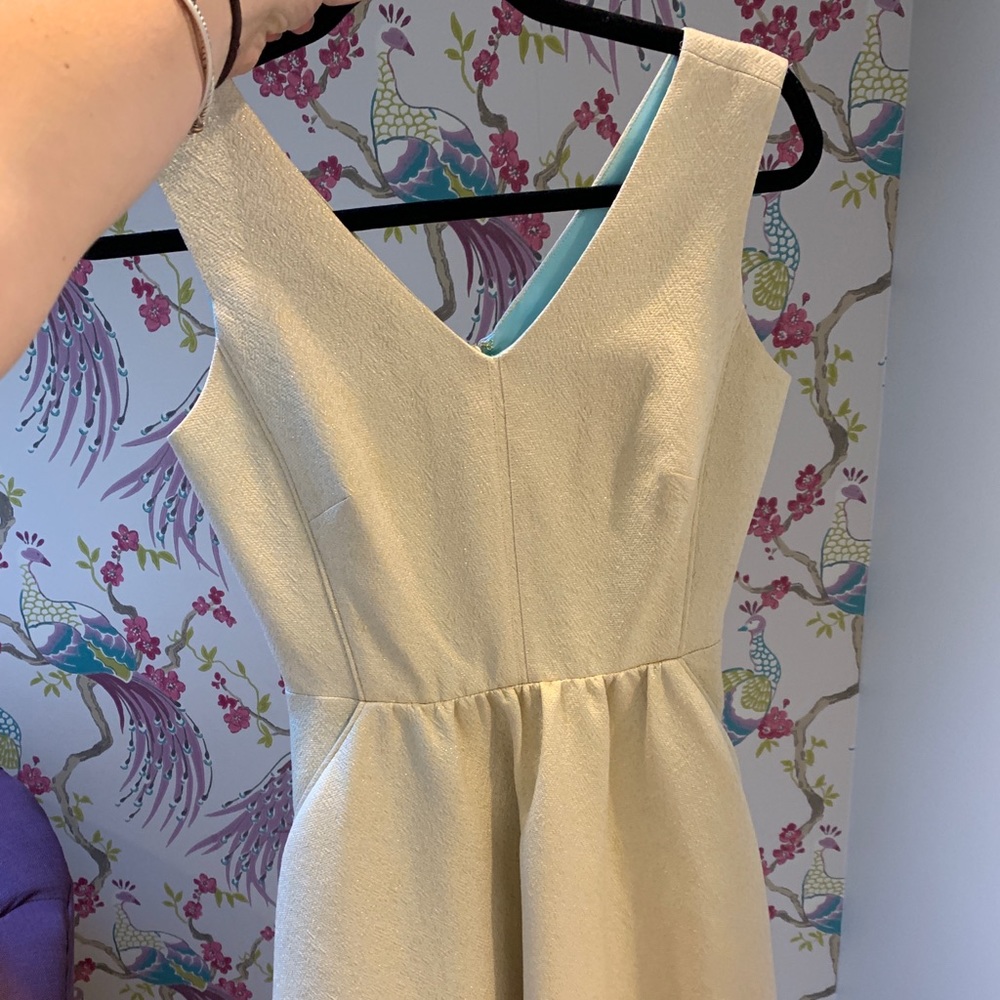 Vineyard Vines perfect gold dress